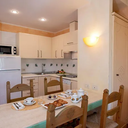 Apartment Tranquil Lantana 2 Bedroom Apartmet 60m2 T6 Pula
