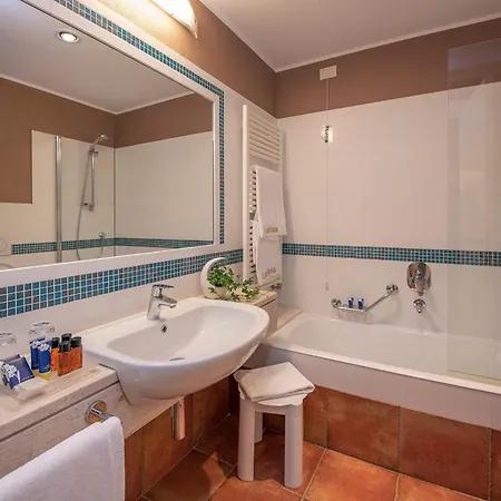 Tranquil Lantana 2 Bedroom Apartmet 60m2 T6 Apartment